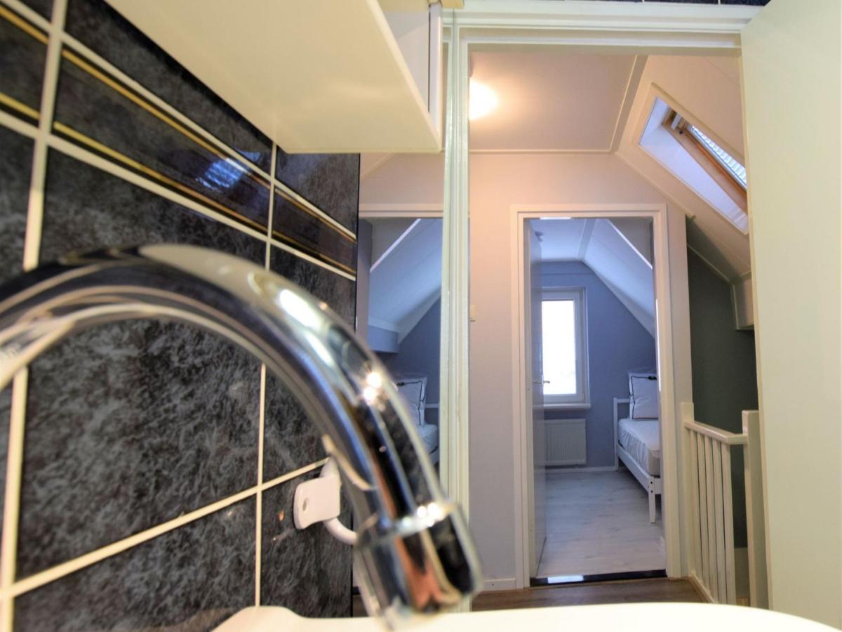 Вилла Attractive Holiday House In Katwijk Near The Beach Катвейк-ан-Зе Экстерьер фото